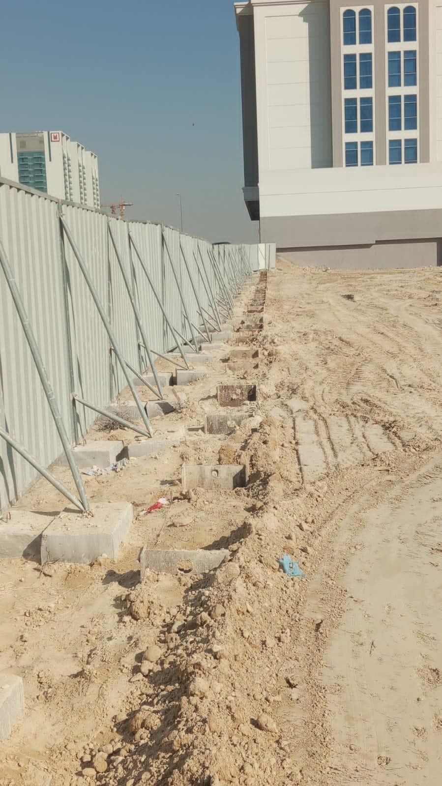 Gardens 2 - Construction