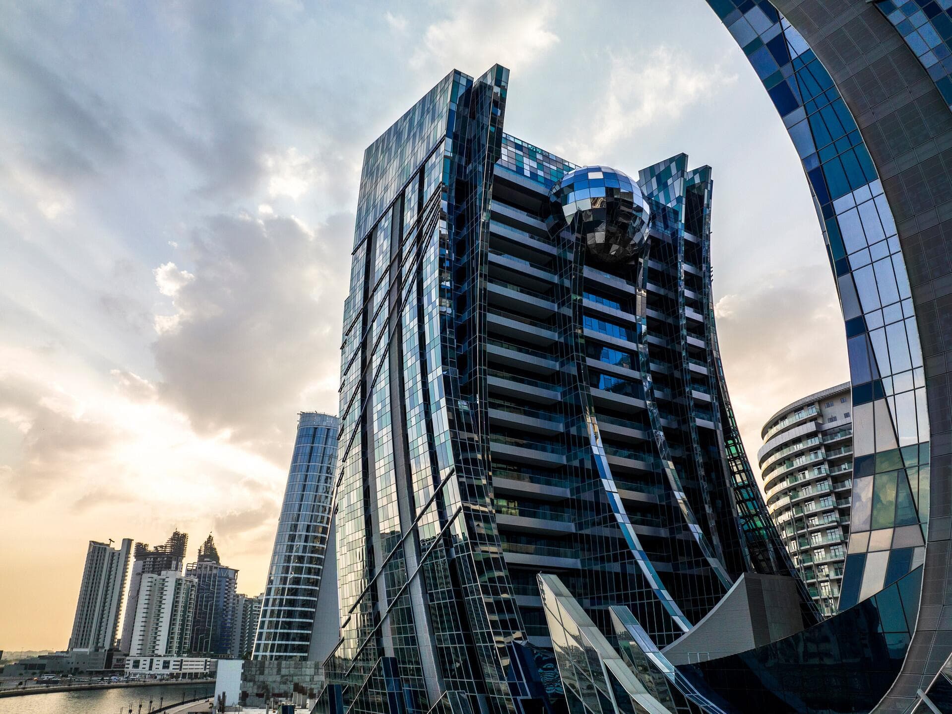 DaVinci Tower - Renders