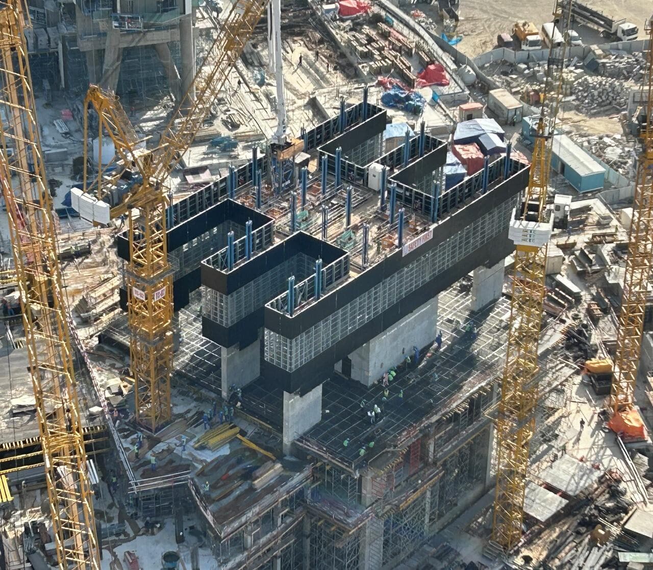 Peninsula Four - Construction