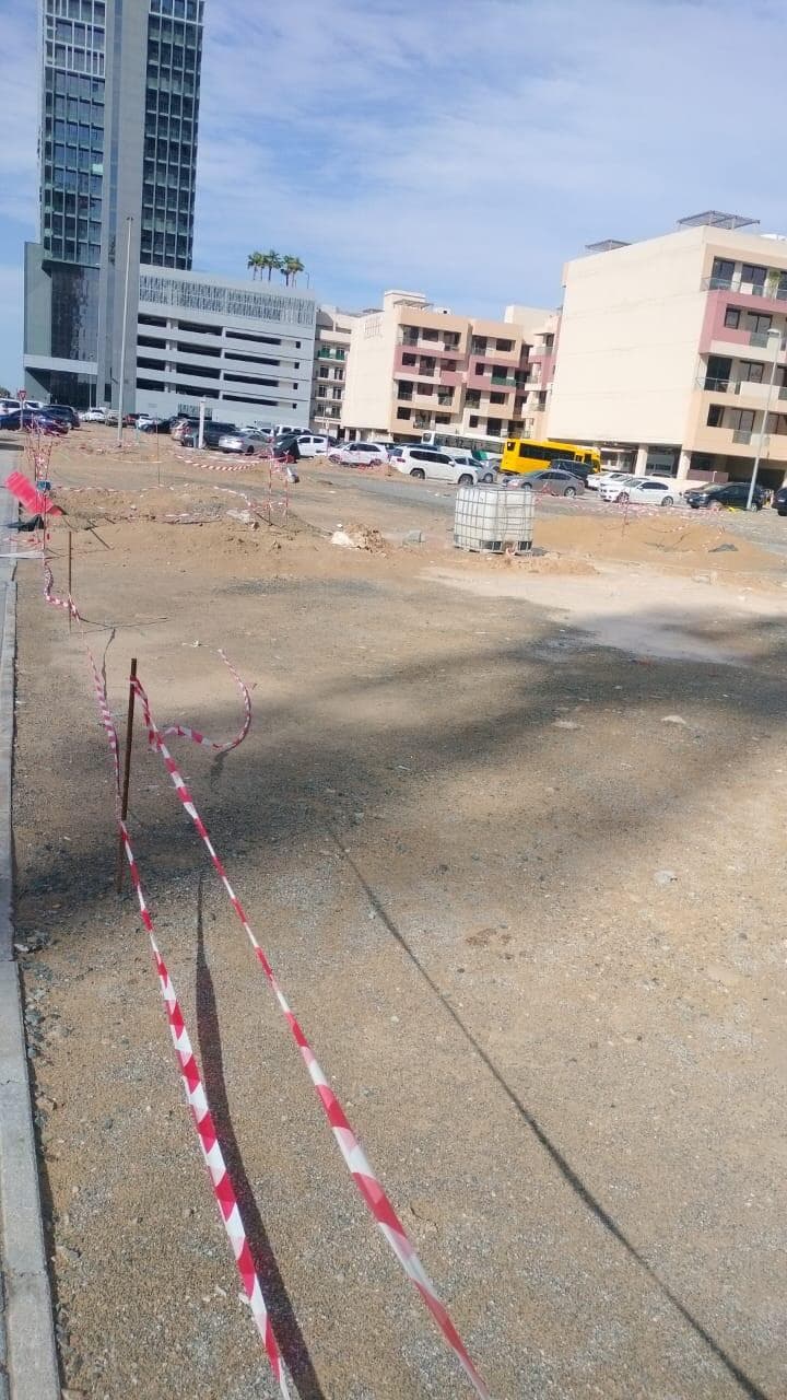 Binghatti Apex - Construction