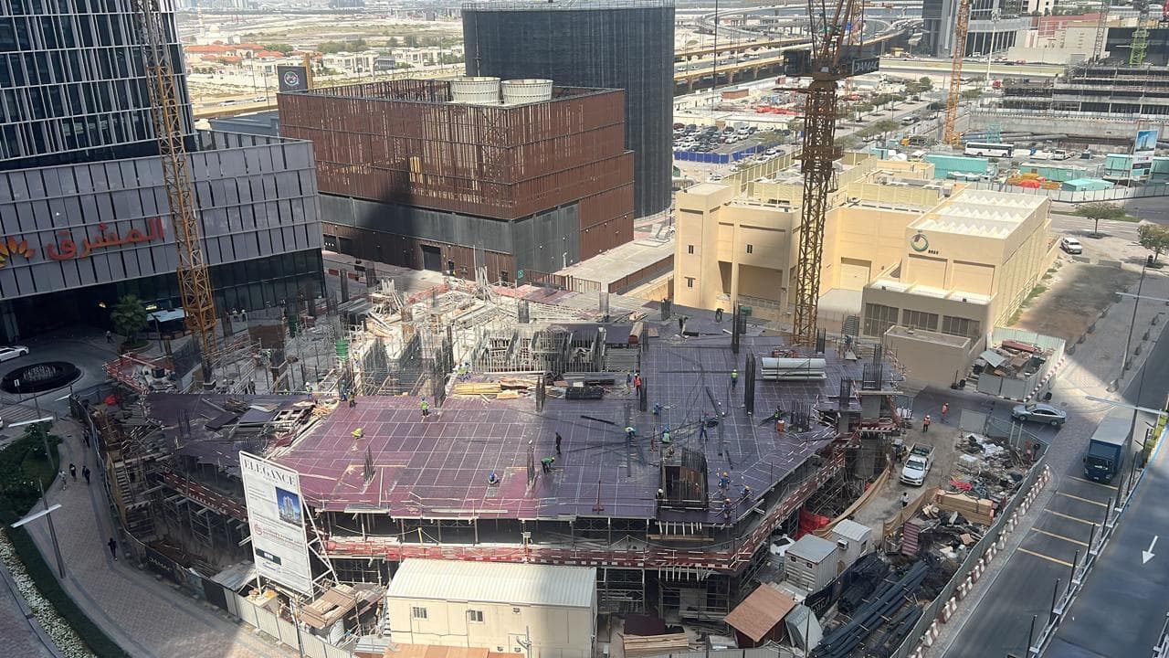 Elegance Tower - Construction