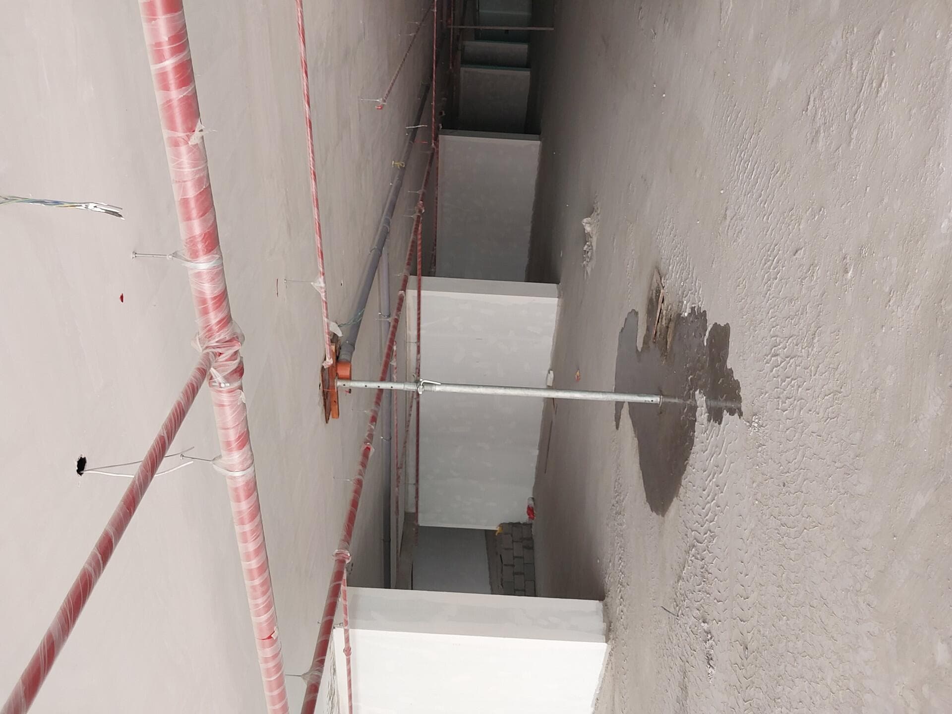 Views V - Construction