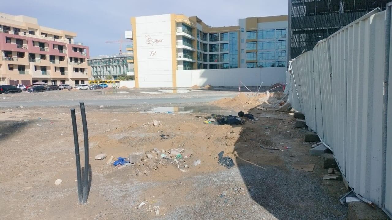 Binghatti Apex - Construction