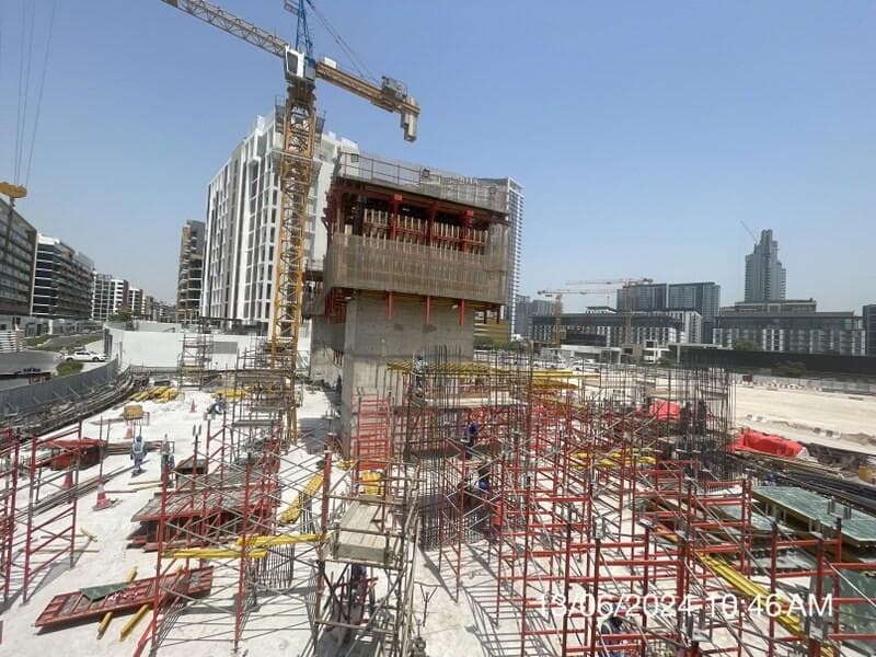 Riviera Beachfront - Construction