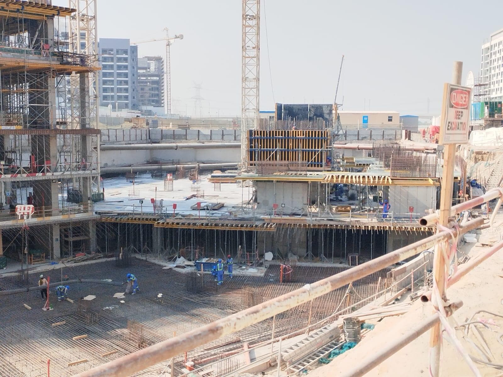 Riviera Reve - Construction