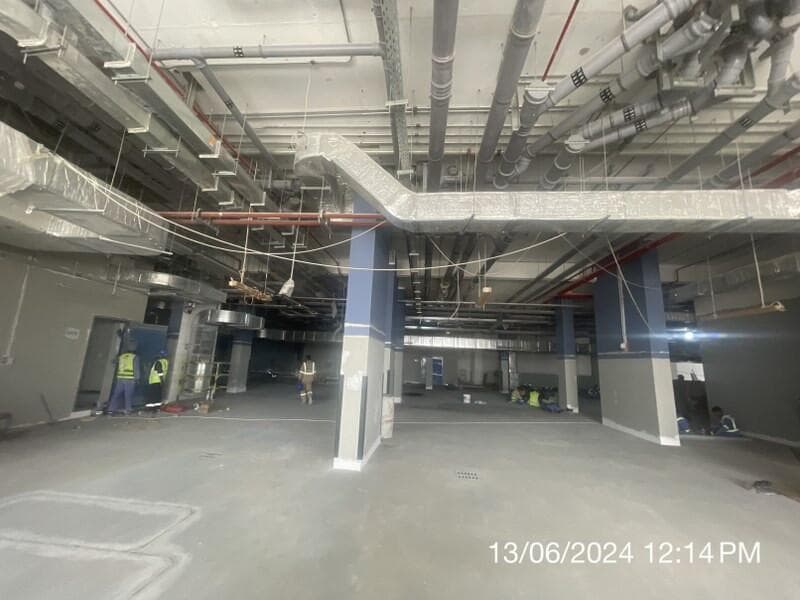 Riviera 61 - Construction