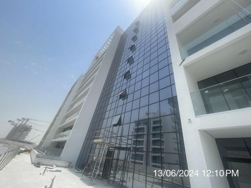 Riviera 61 - Construction