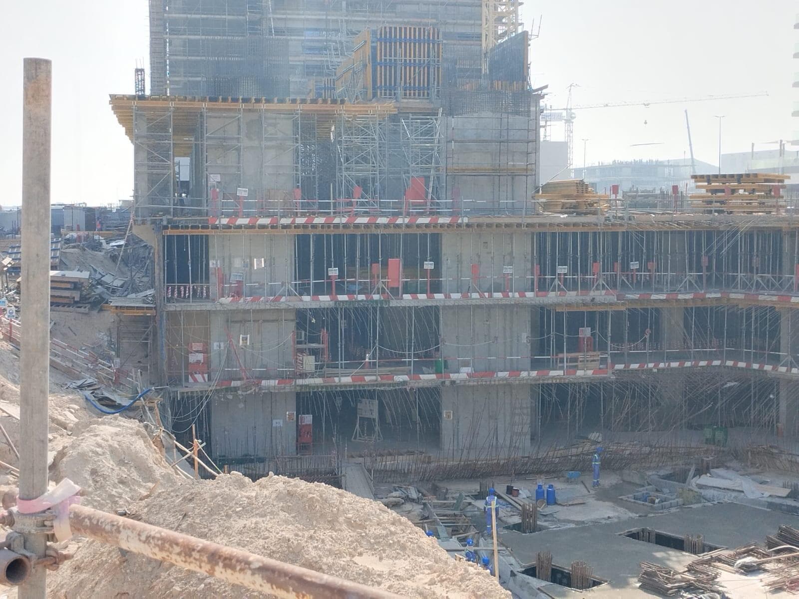 Riviera Reve - Construction