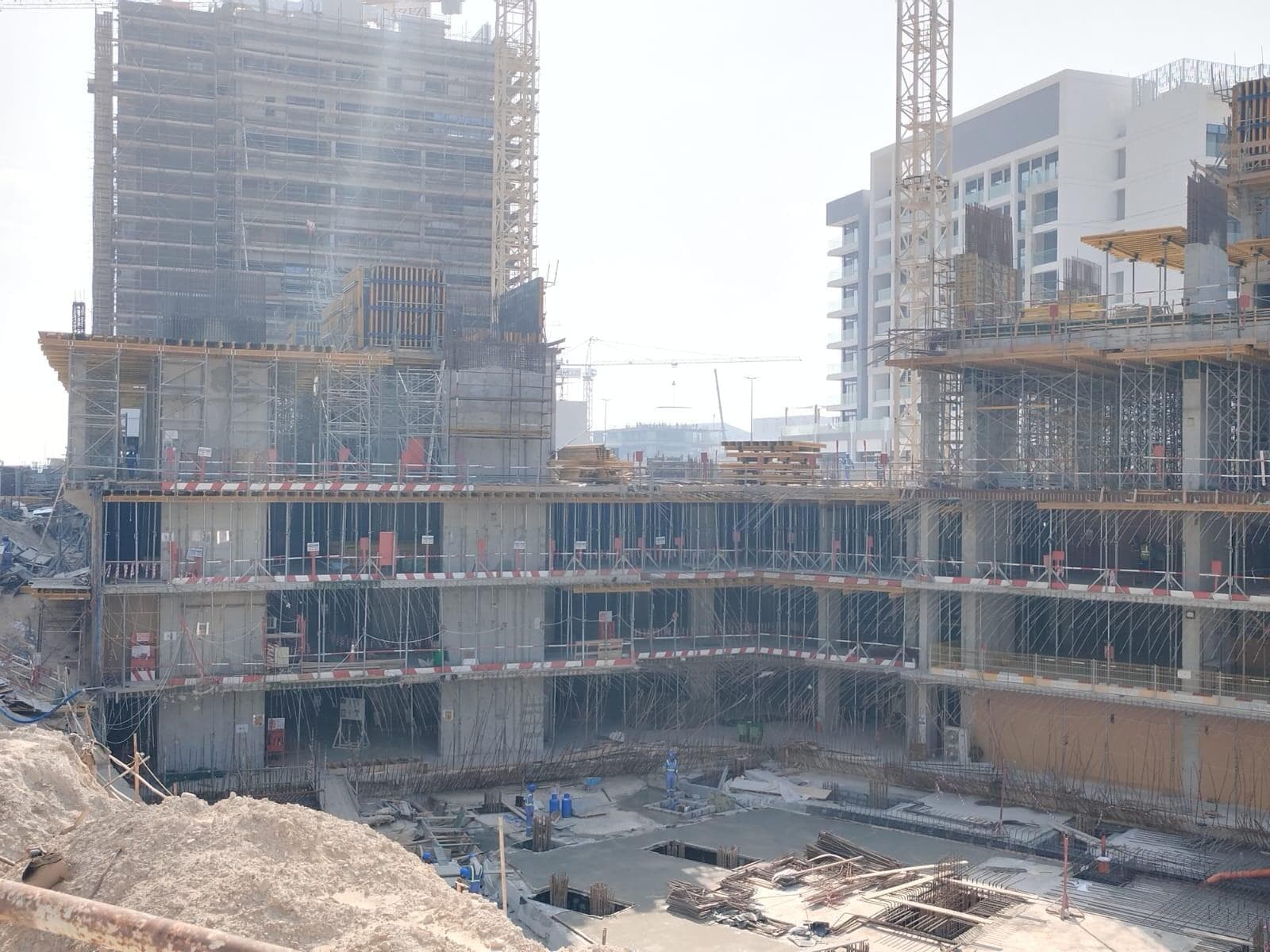 Riviera Reve - Construction