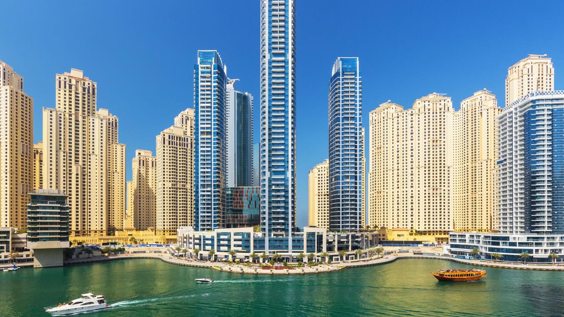 Bay Central West & Central Towers - Photos