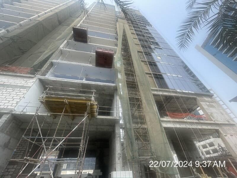 Royal Regency - Construction
