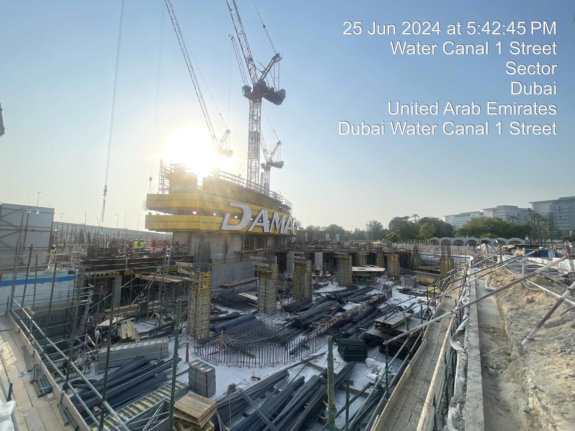 Safa One - Construction