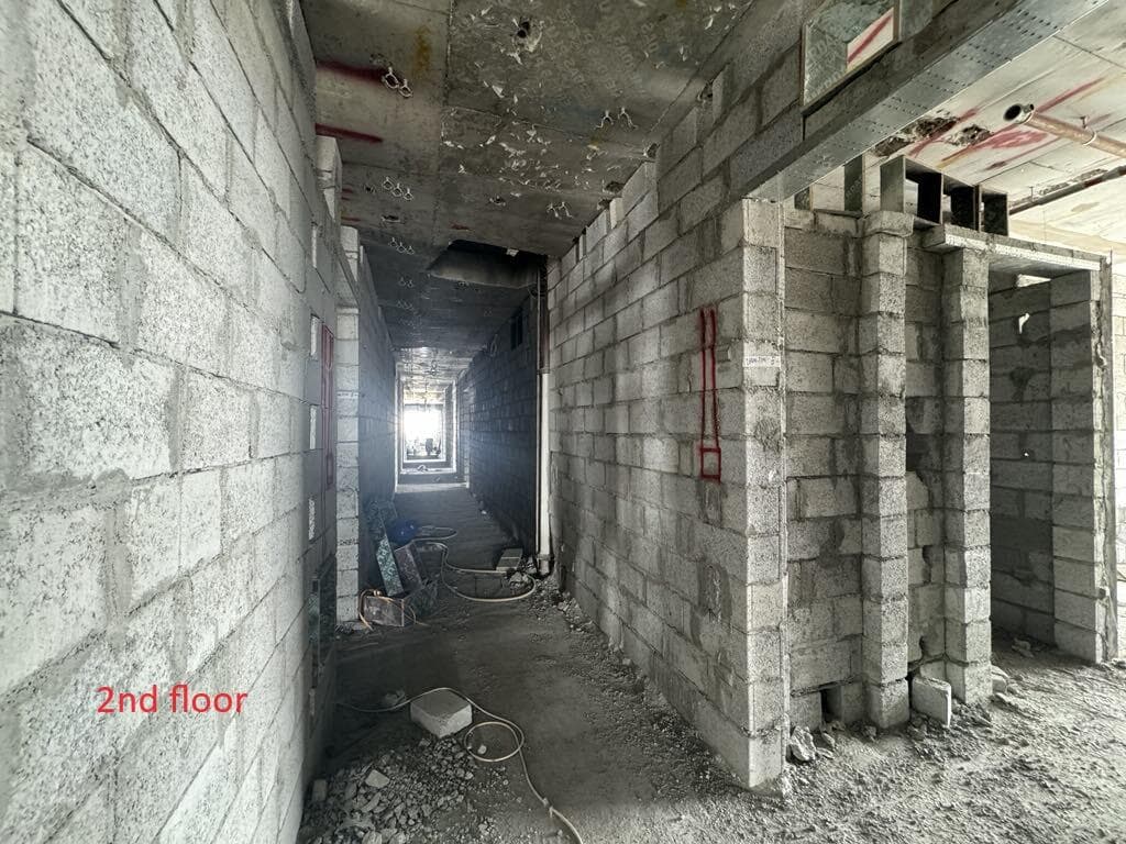 Tria - Construction