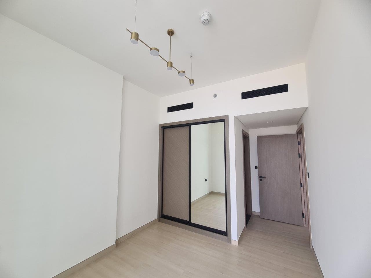 Binghatti Emerald - Construction