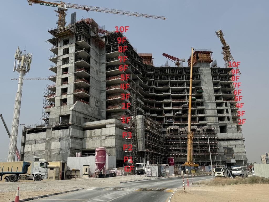 Tria - Construction