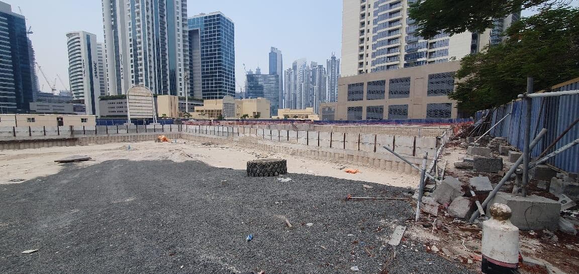 Fairmont Residences Solara Tower - Construction