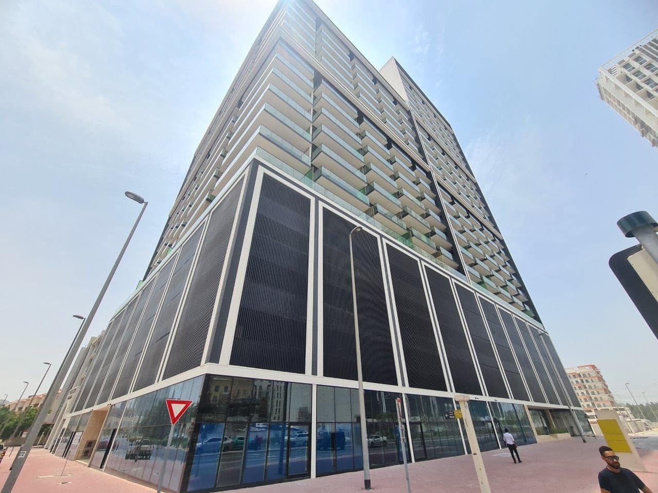 Binghatti Emerald - Construction