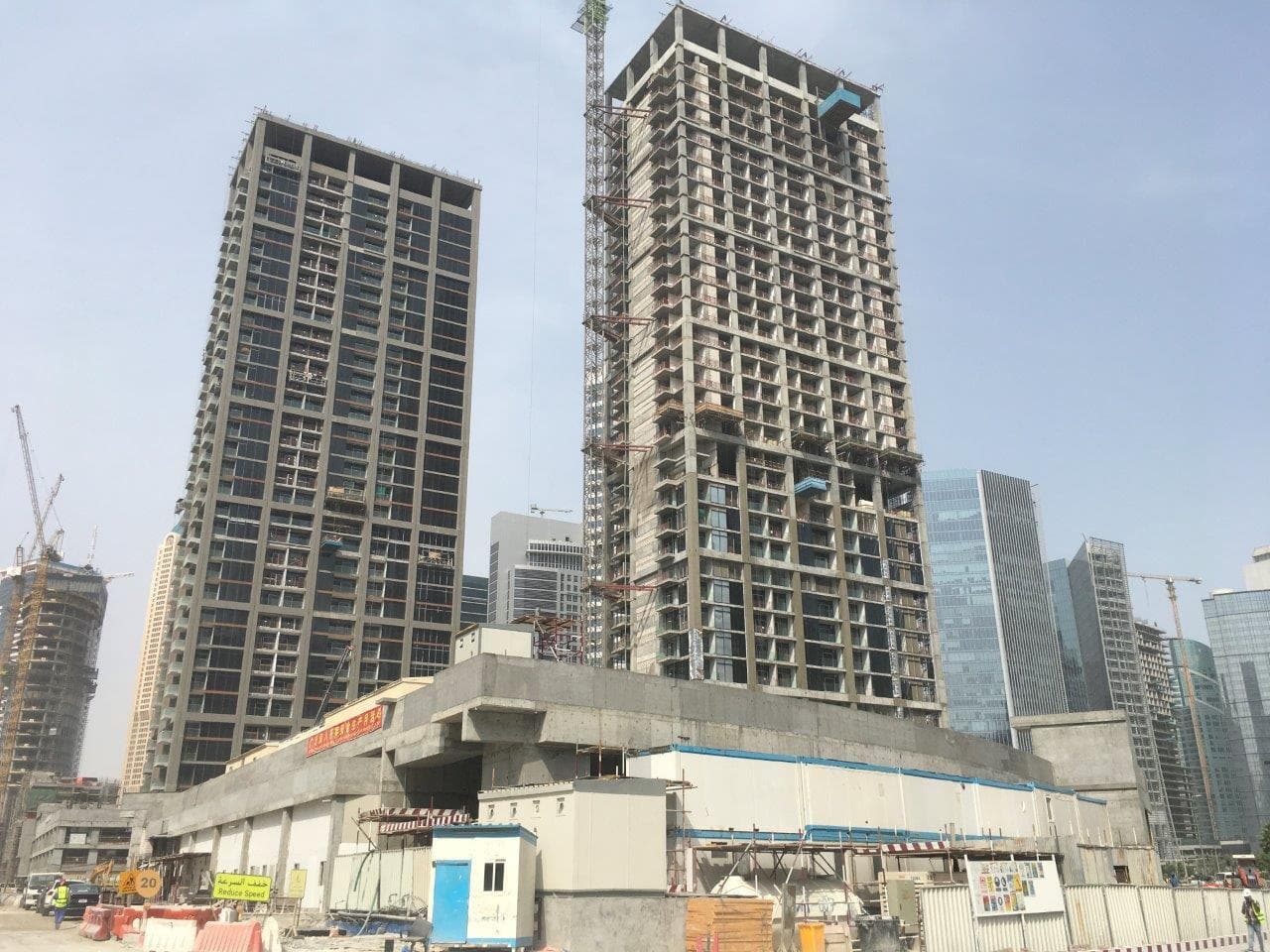 Peninsula One - Construction