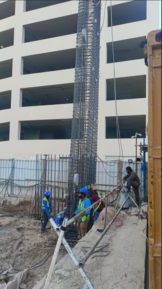 Burj Azizi - Construction