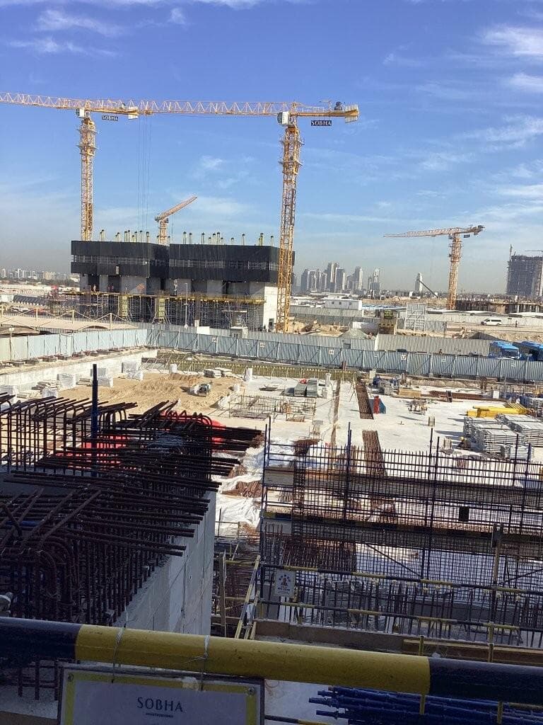 360 Riverside Crescent - Construction