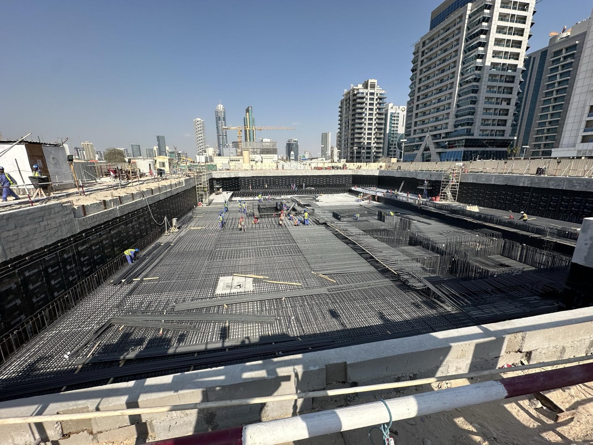 The First Collection Dubai Sports City - Construction