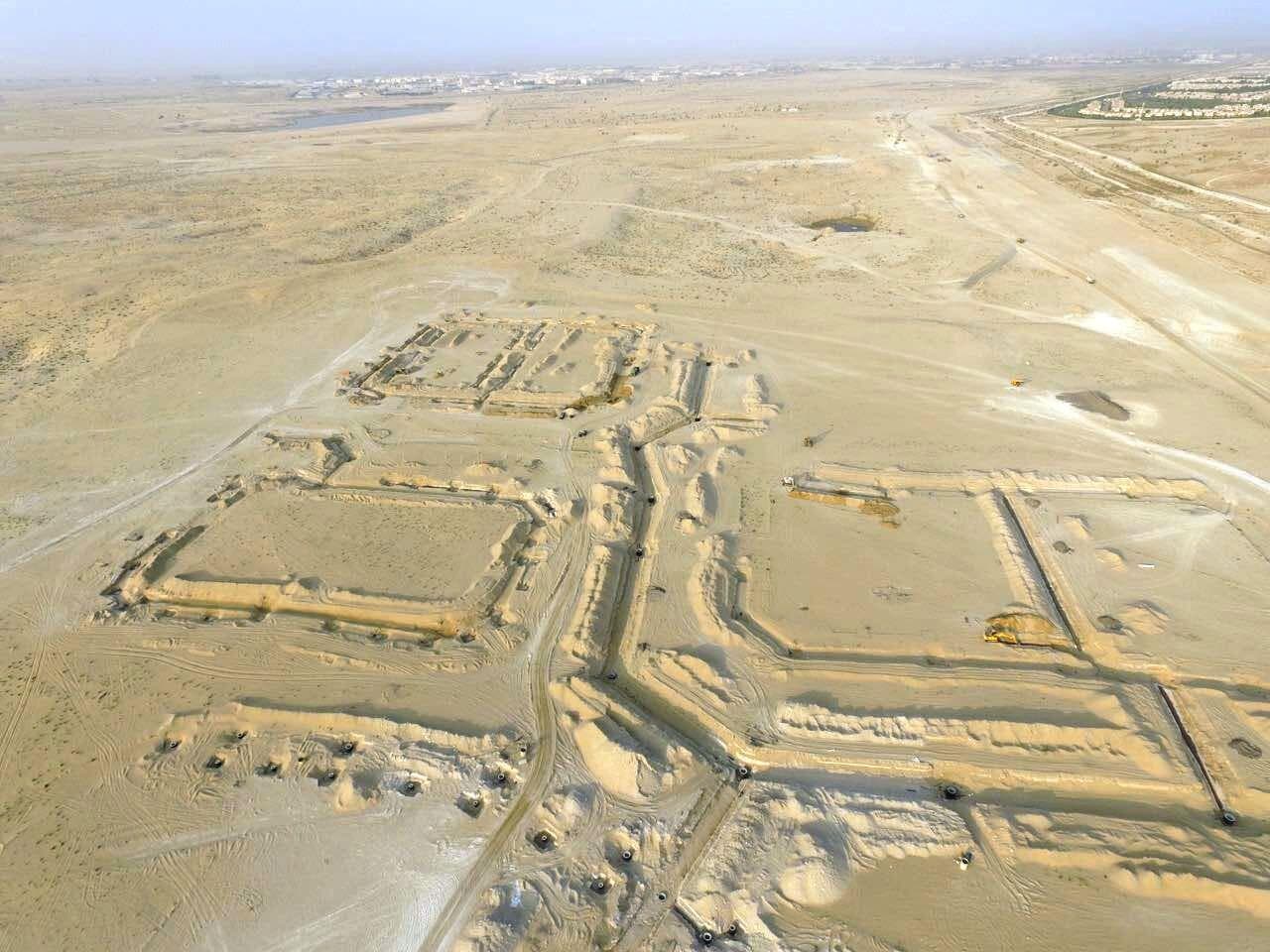 Paradise Hills - Construction