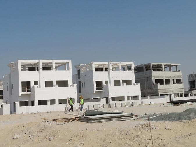 Paradise Hills - Construction