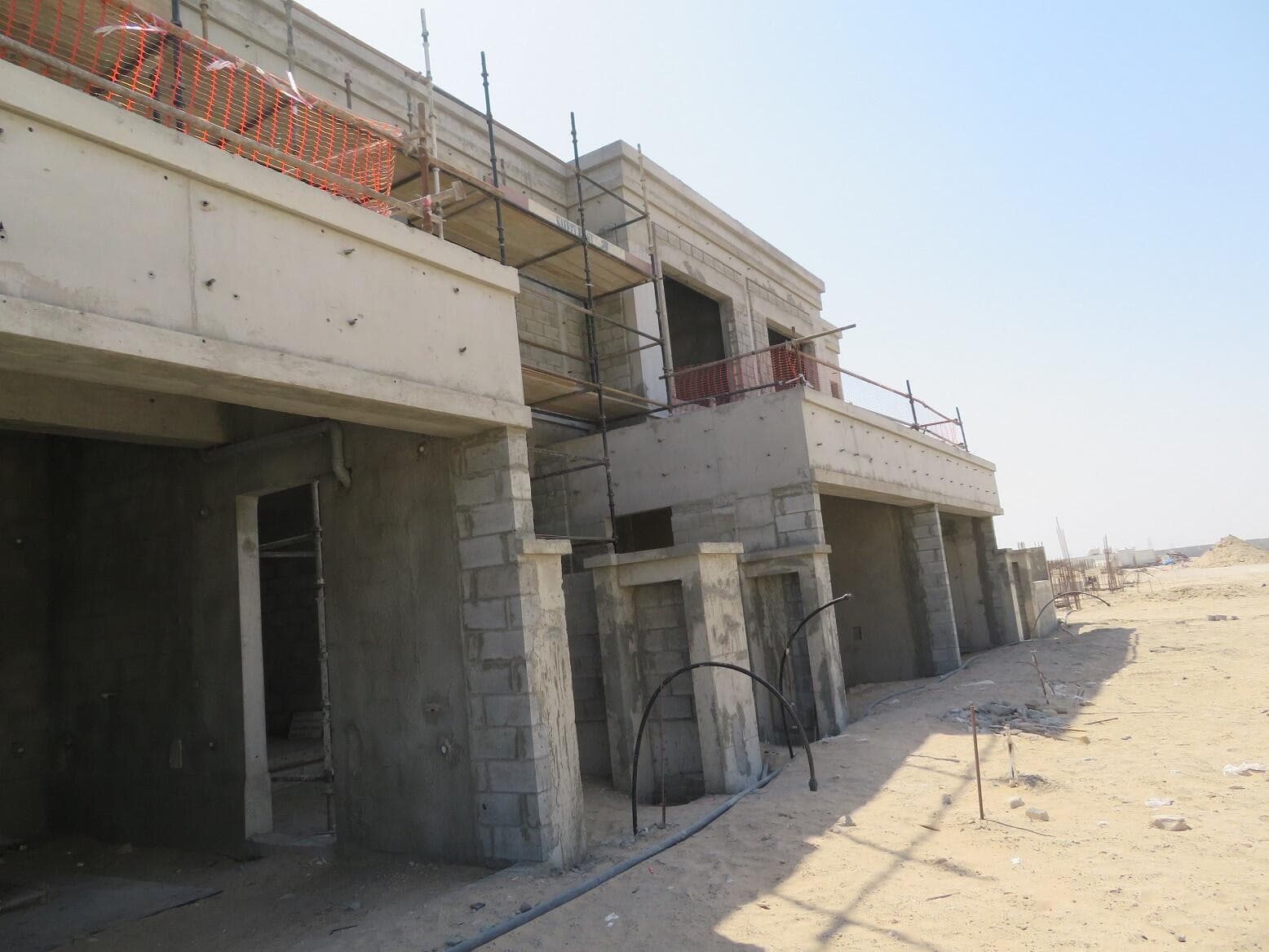 Paradise Hills - Construction