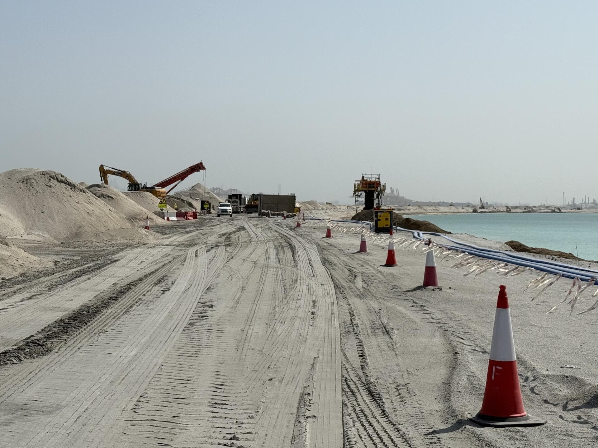 Palm Jebel Ali — The Beach and Coral Villa Collections — Frond C - Construction