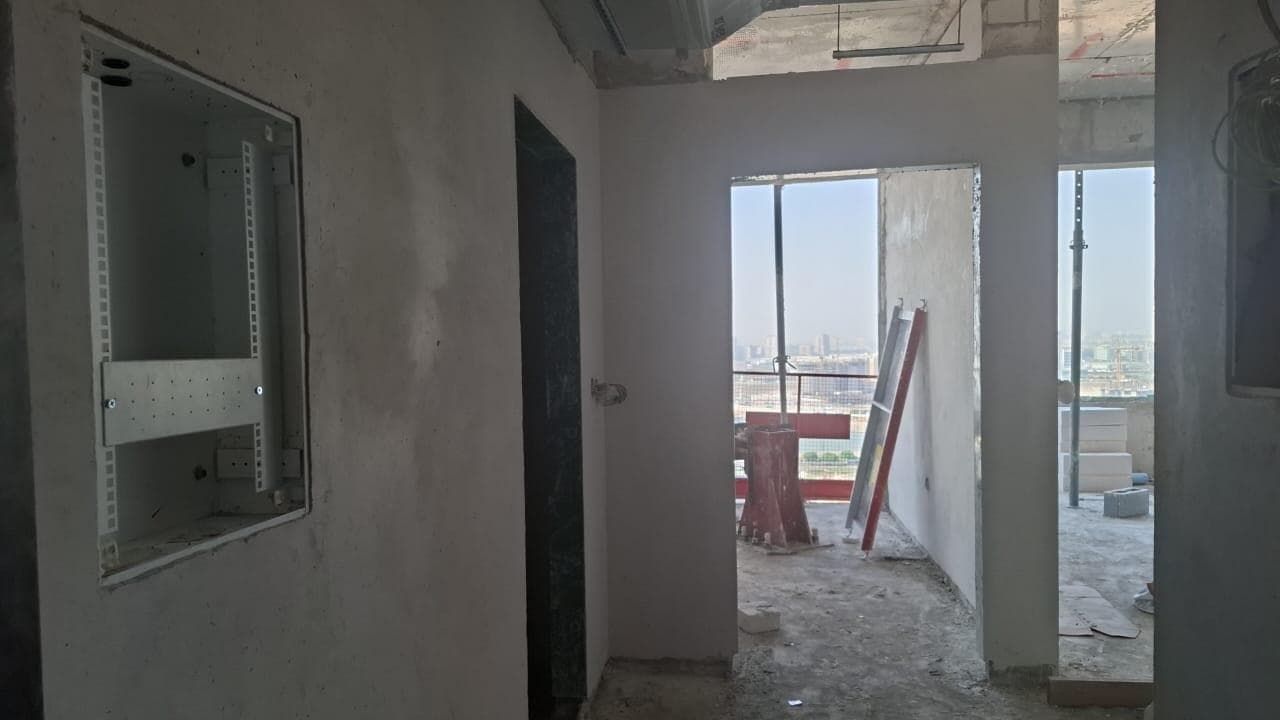 Azizi Grand - Construction