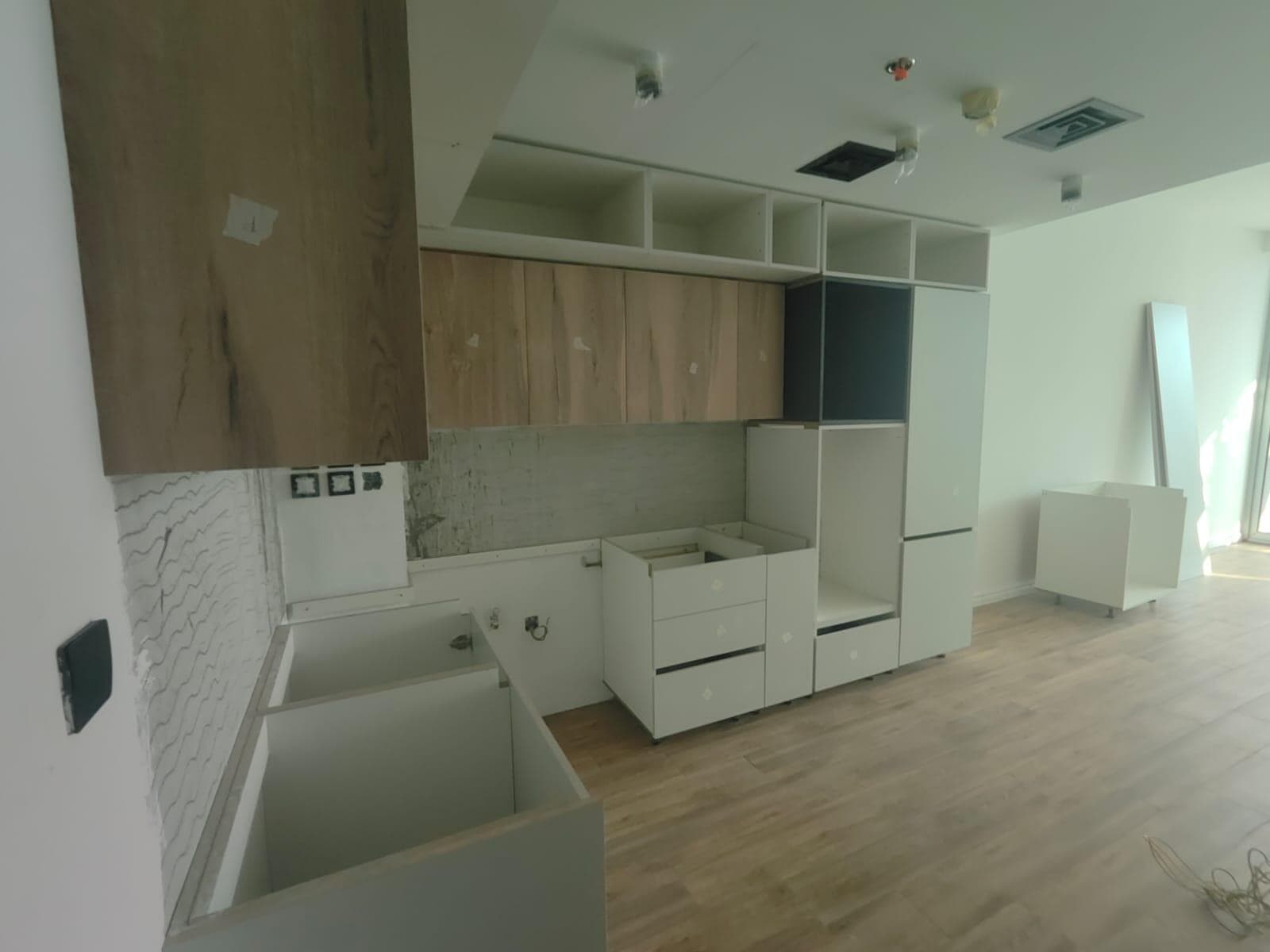 Lucky Royale Residence - Construction