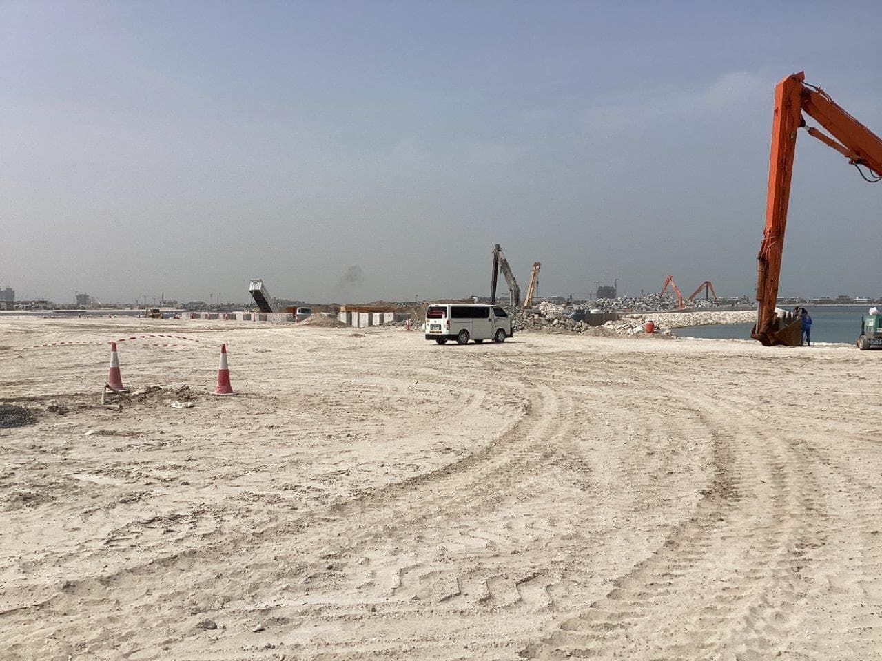 Jumeirah Asora Bay - Construction