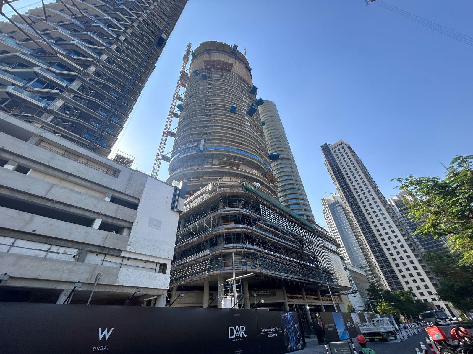 Mercedes Benz Places by Binghatti - Construction