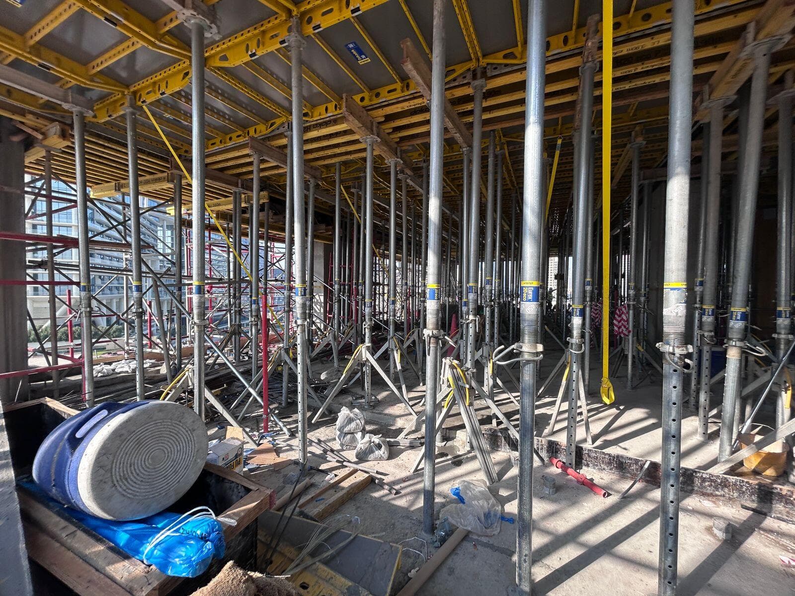 Vela - Construction