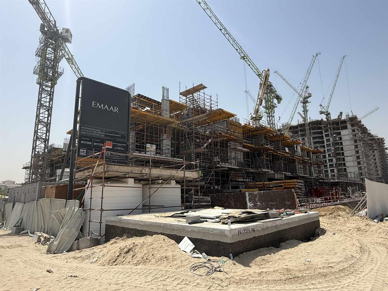 Club Place - Construction