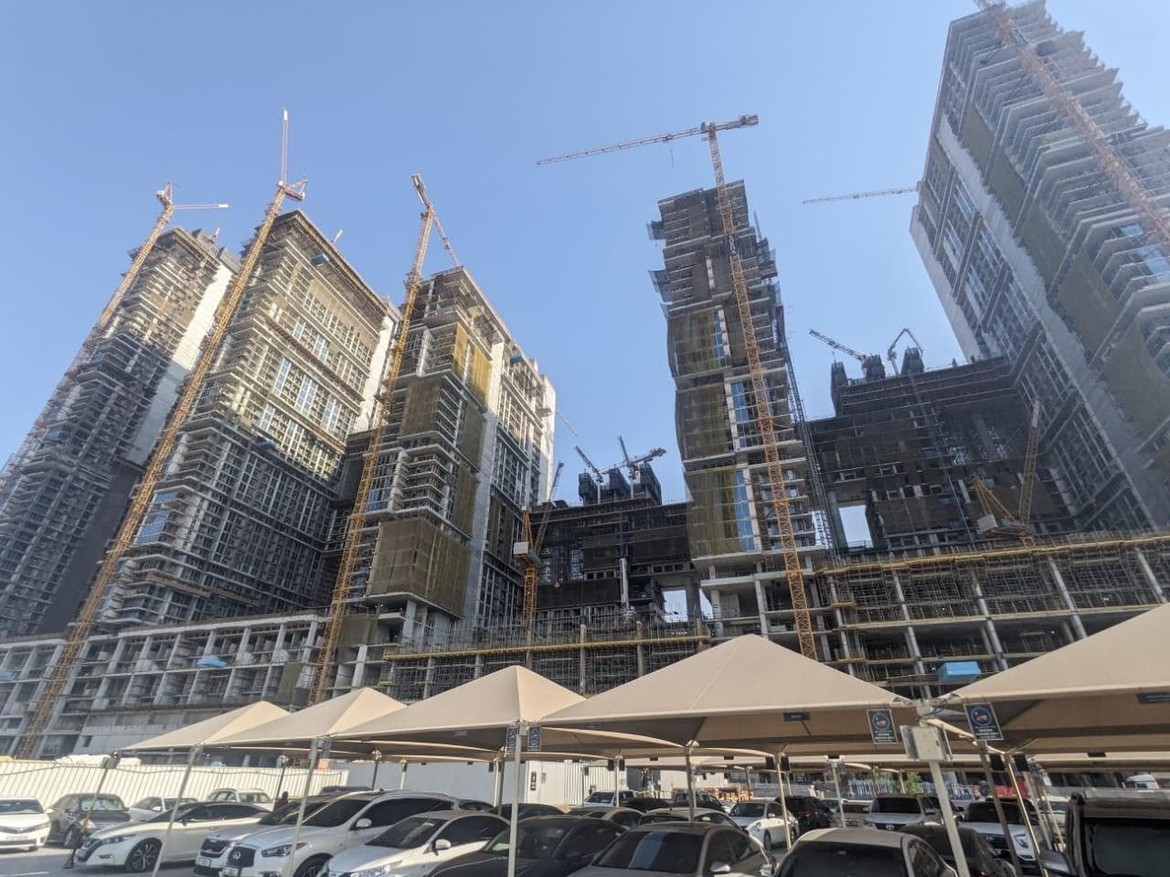 Sobha One - Construction
