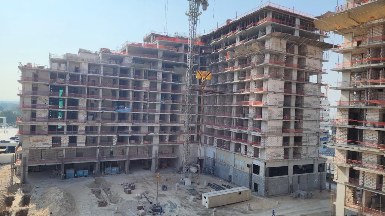 Tonino Lamborghini Residences - Construction