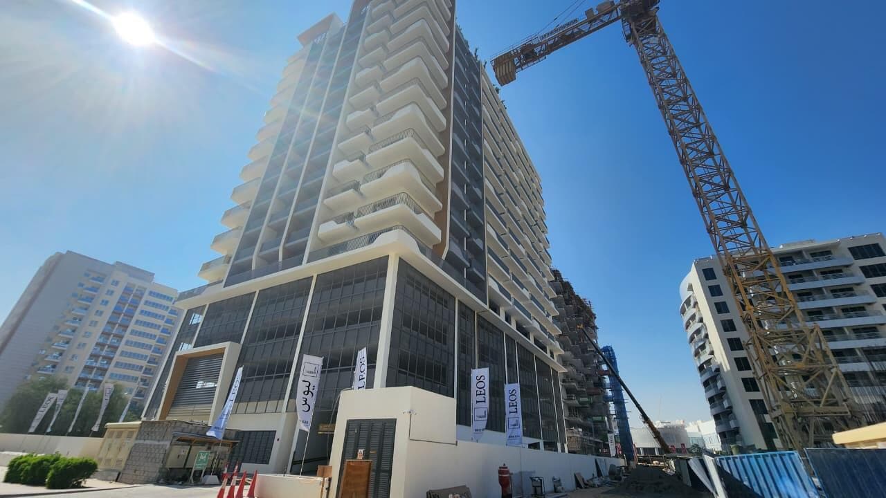 Weybridge Gardens - Construction