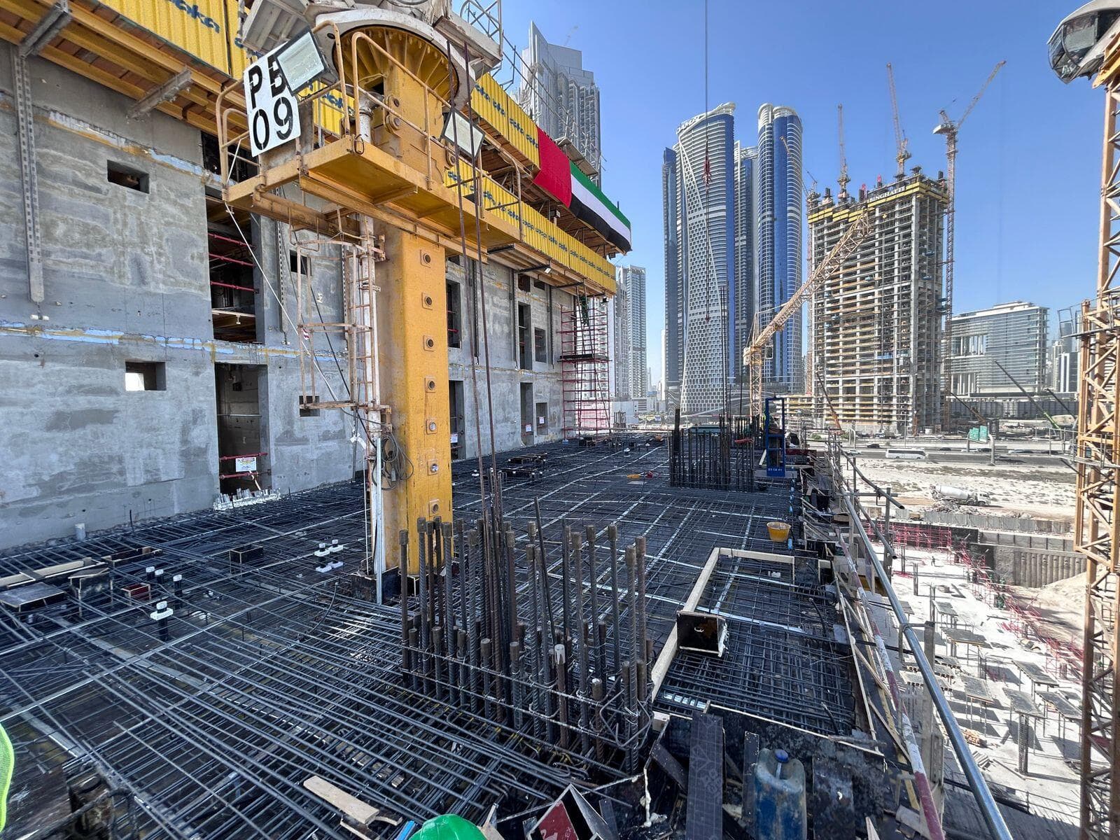 Design Quarter - Construction