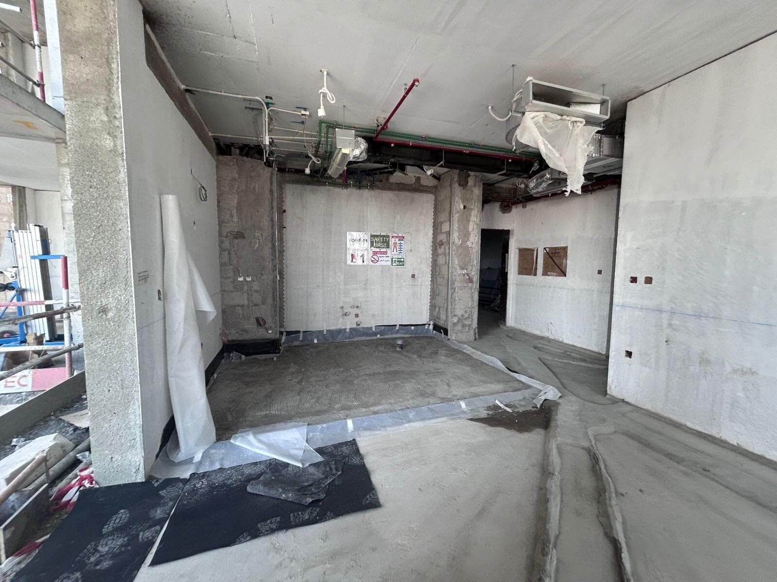 Club Place - Construction