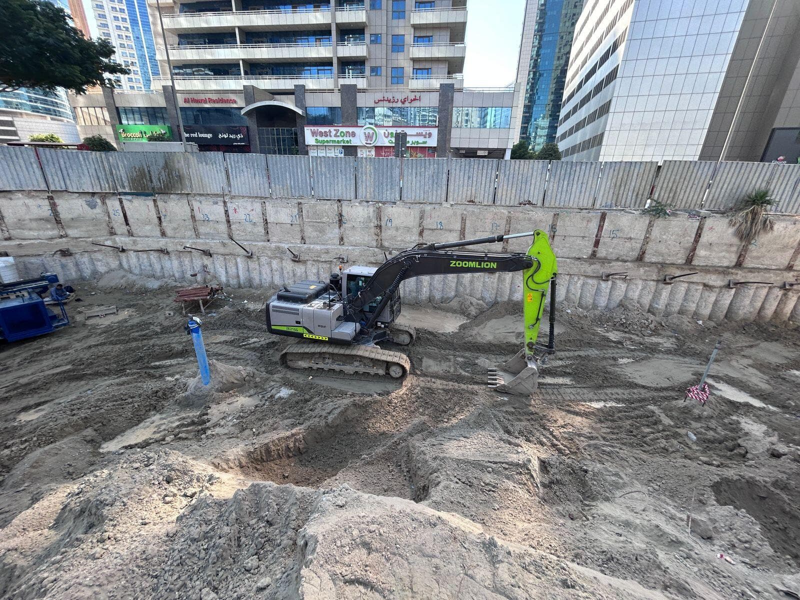 The One - Construction