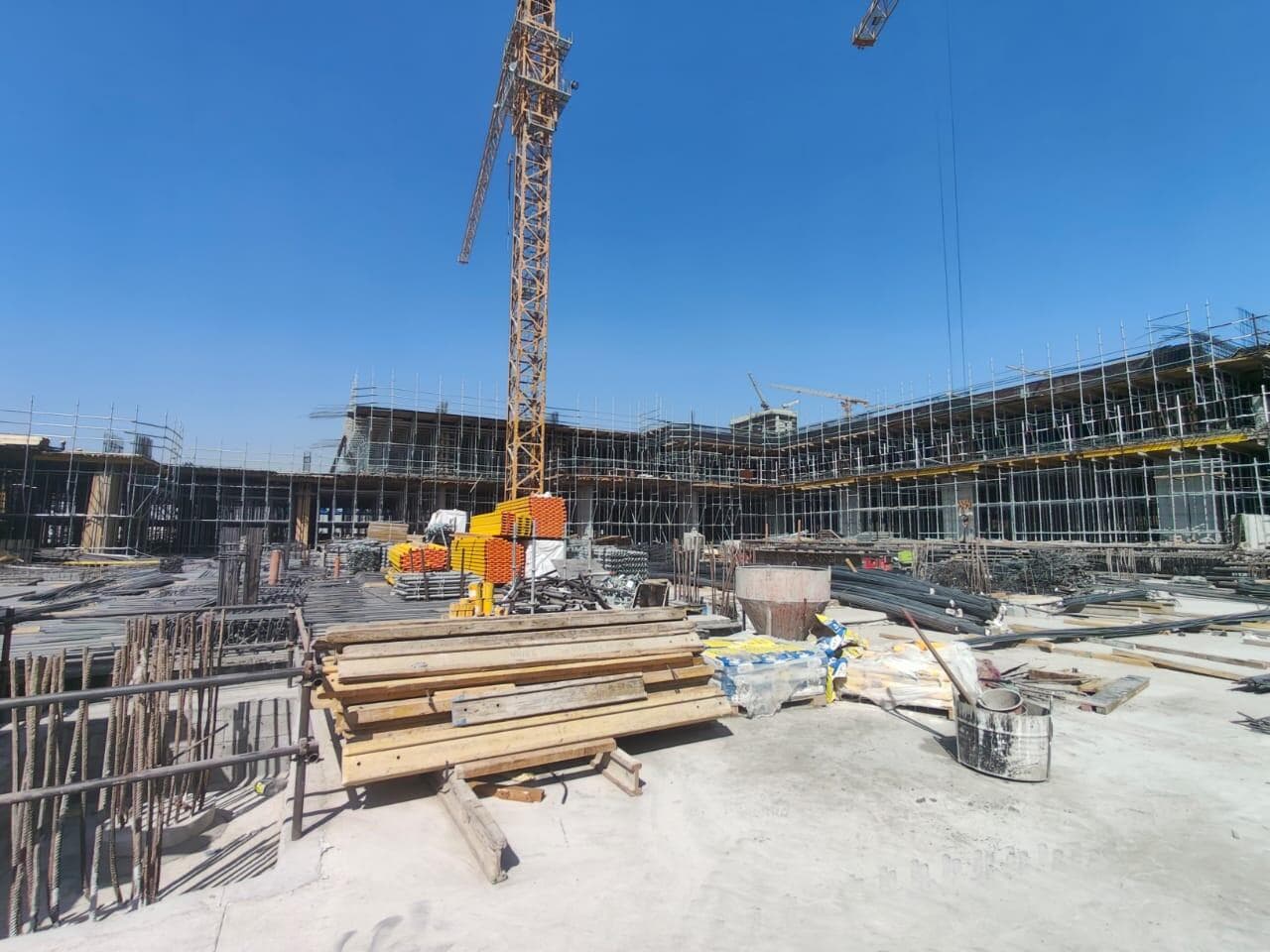 Haya on the Park - Construction