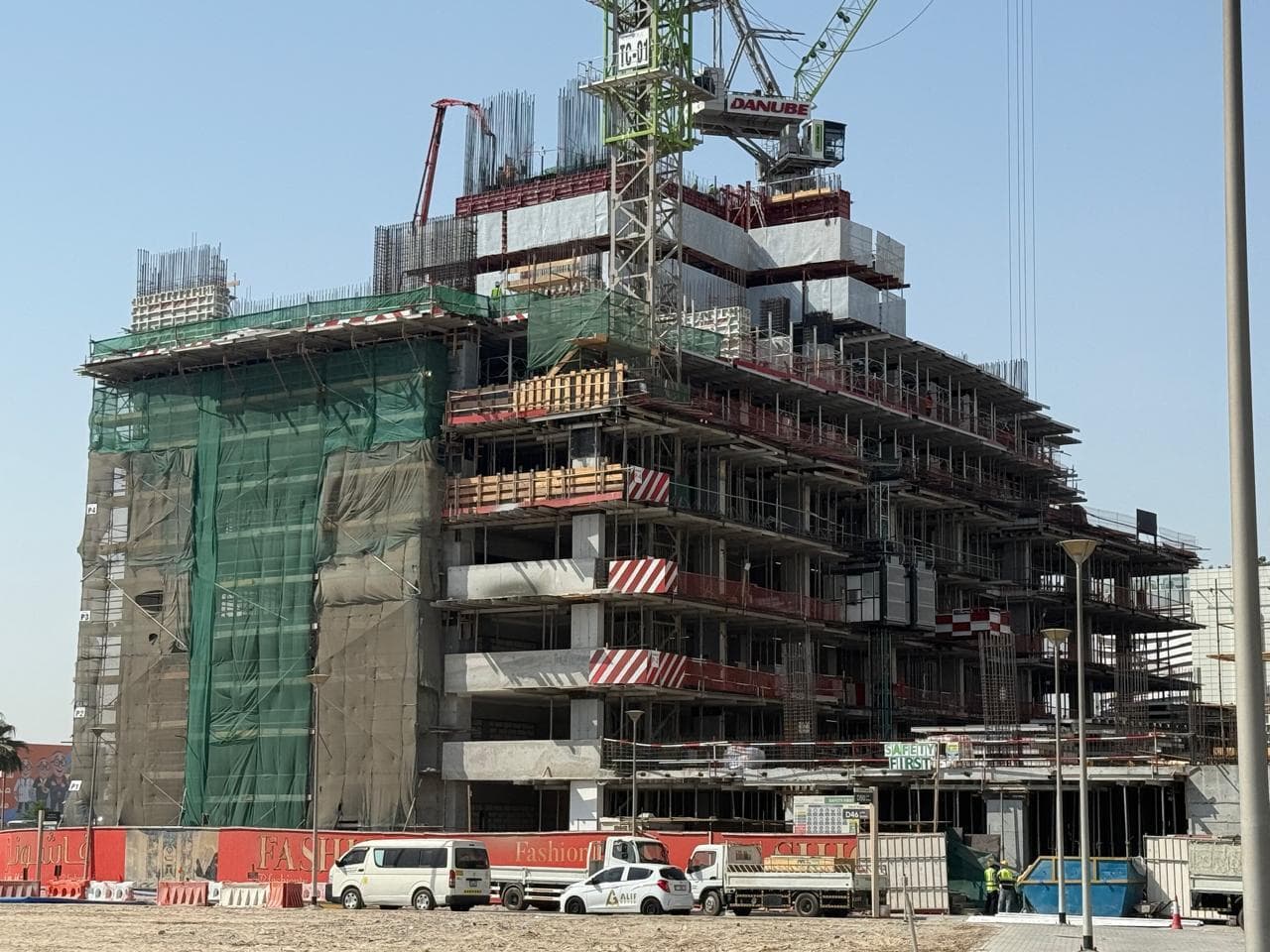 Fashionz - Construction