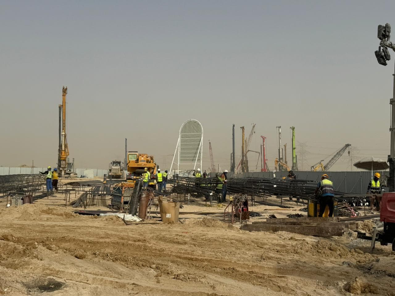 Damac Riverside Views - Indigo 1 - Construction