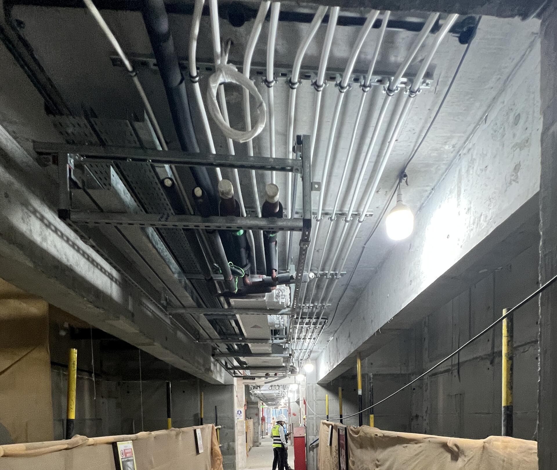 310 Riverside Crescent - Construction
