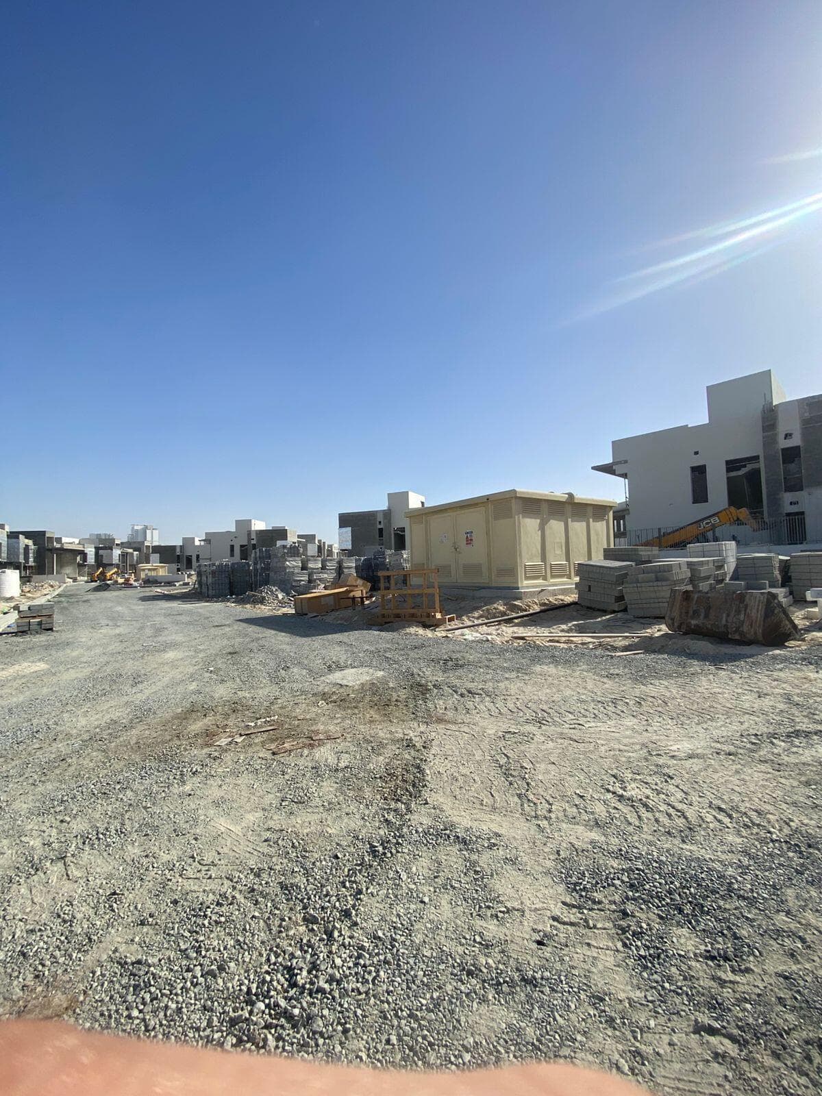 Venice Damac lagoons - Construction