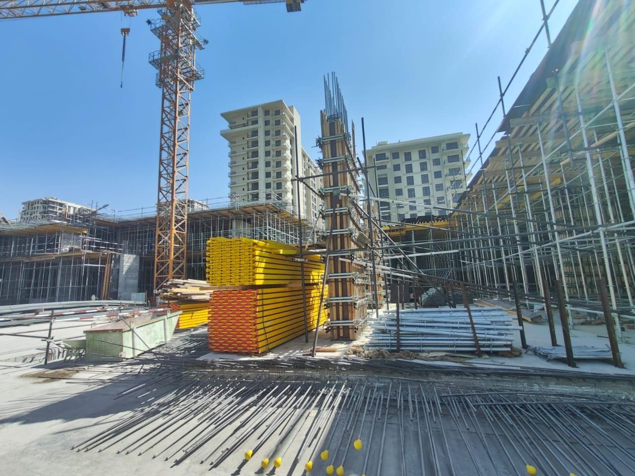 Lana on the Park - Construction