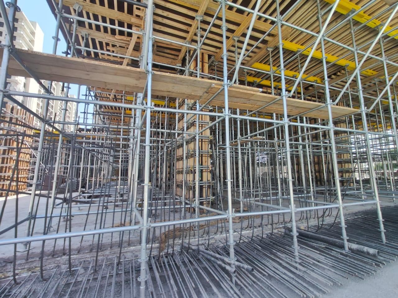 Lana on the Park - Construction