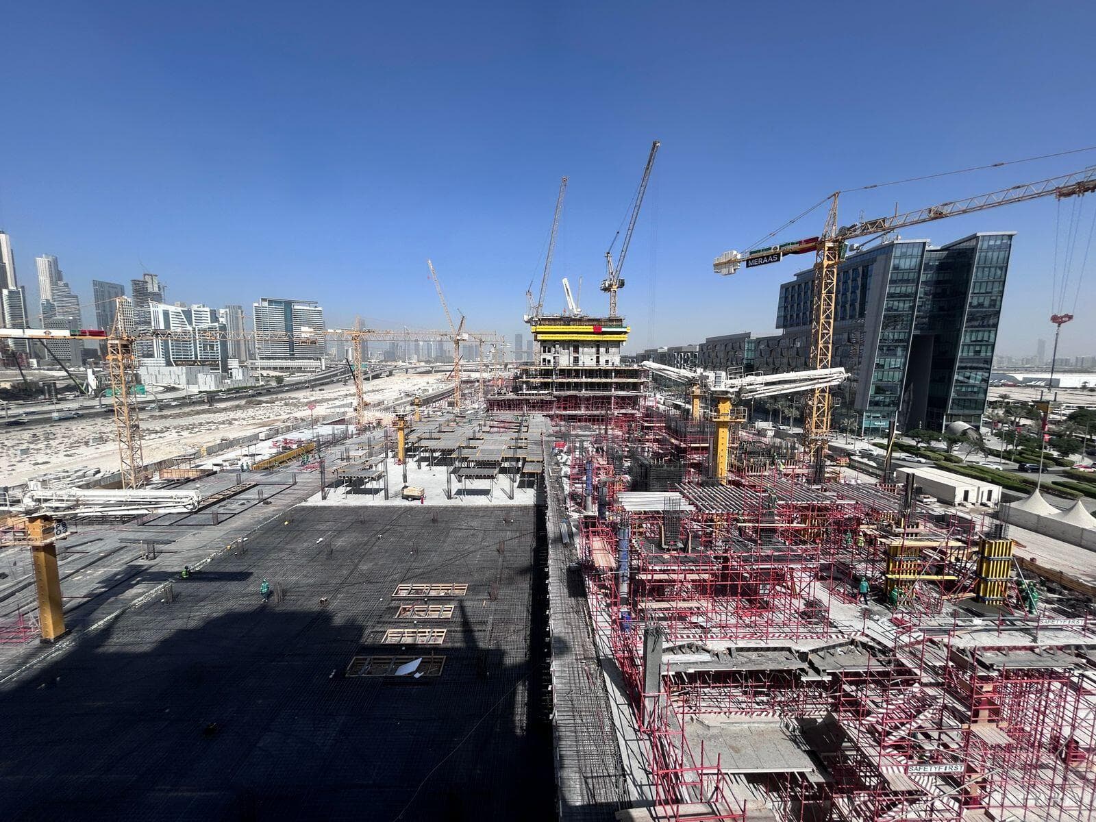 Design Quarter - Construction