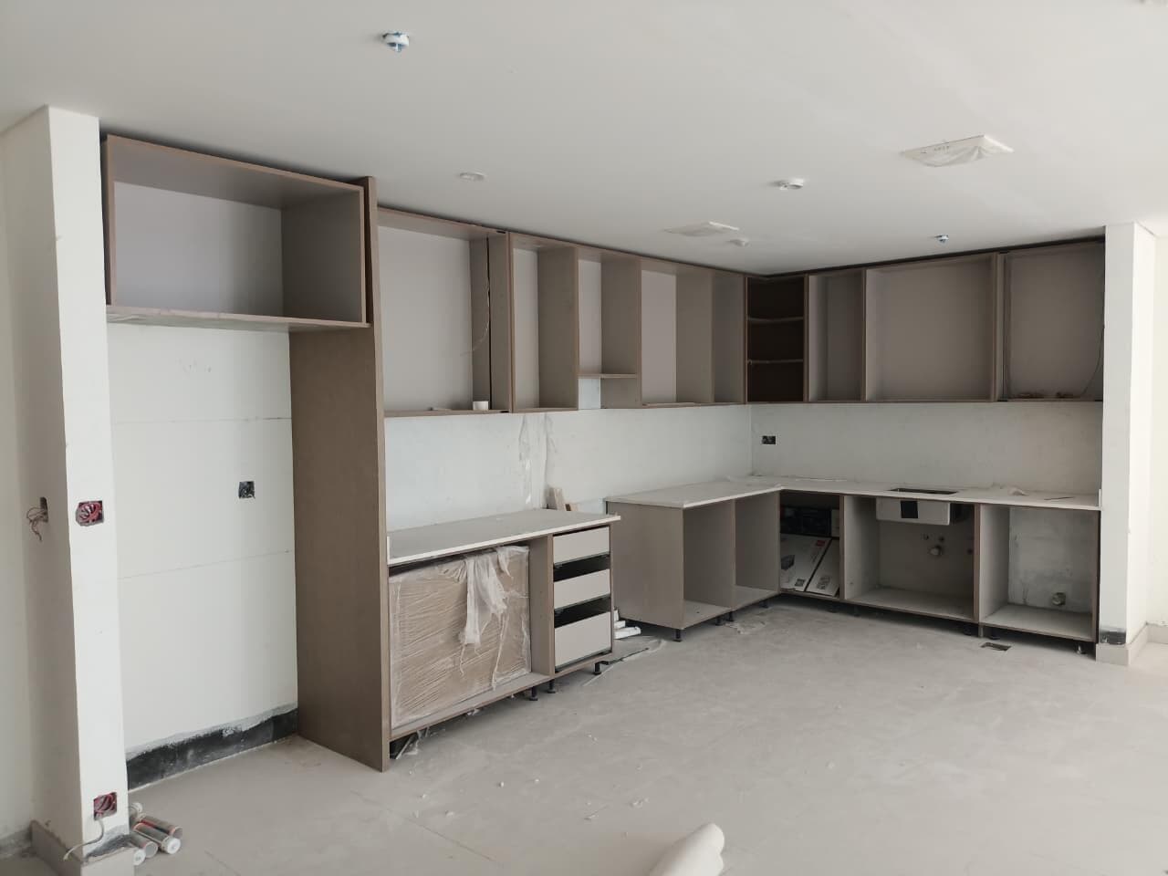 The Cove Ll - Construction
